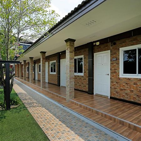 The Vega Resort Chonburi Exterior foto